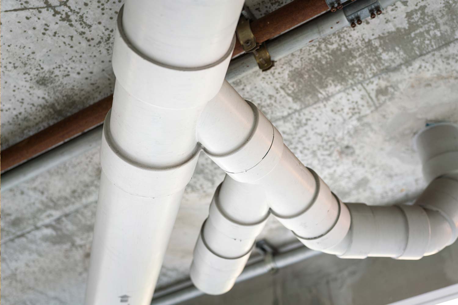 commercial plumbing in building