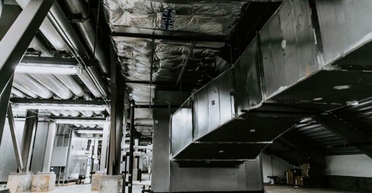 Maintaining Commercial HVAC Systems blog image