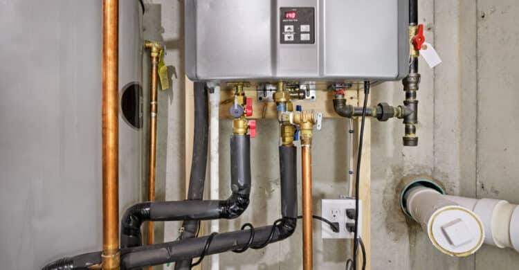 pros and cons of tankless water heaters